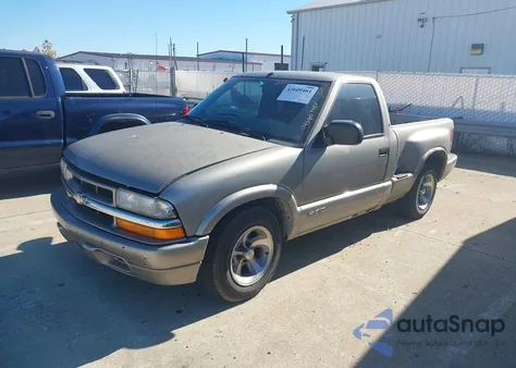 2001 Chevrolet S-10 Ls из США, поврежденный, VIN 1GCCS14W018229325